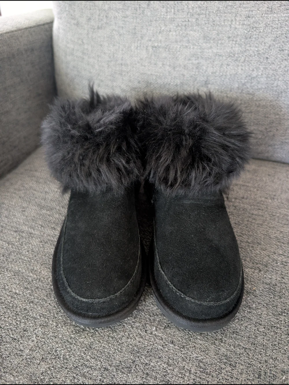UGG Classic Ultra Mini Chalet